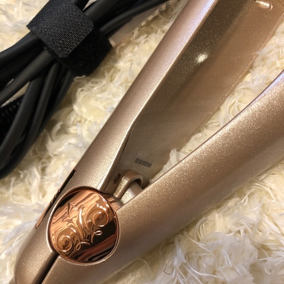 TYME Pro Iron 2 in 1 hair straightener and curler - Picture 5 of 8